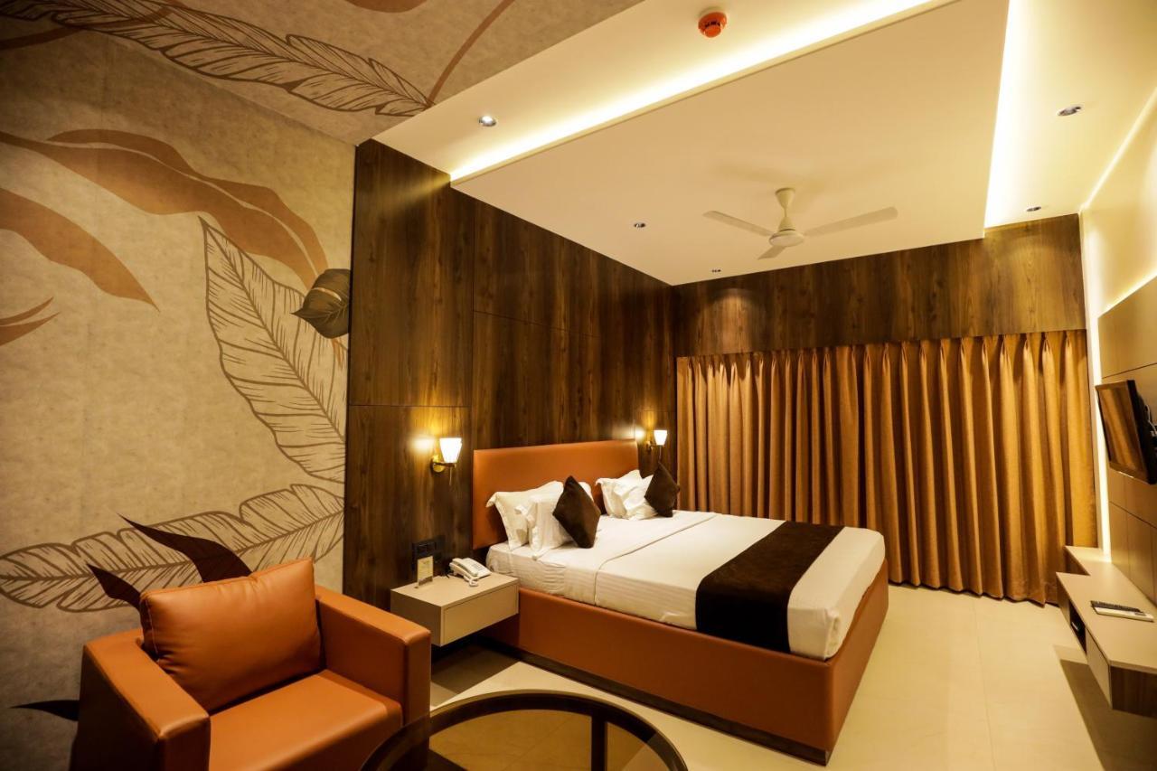 Hotel Atithi, Aurangabad エクステリア 写真