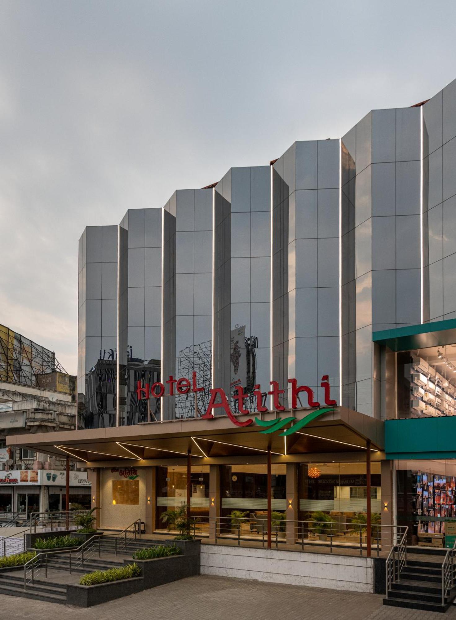 Hotel Atithi, Aurangabad エクステリア 写真