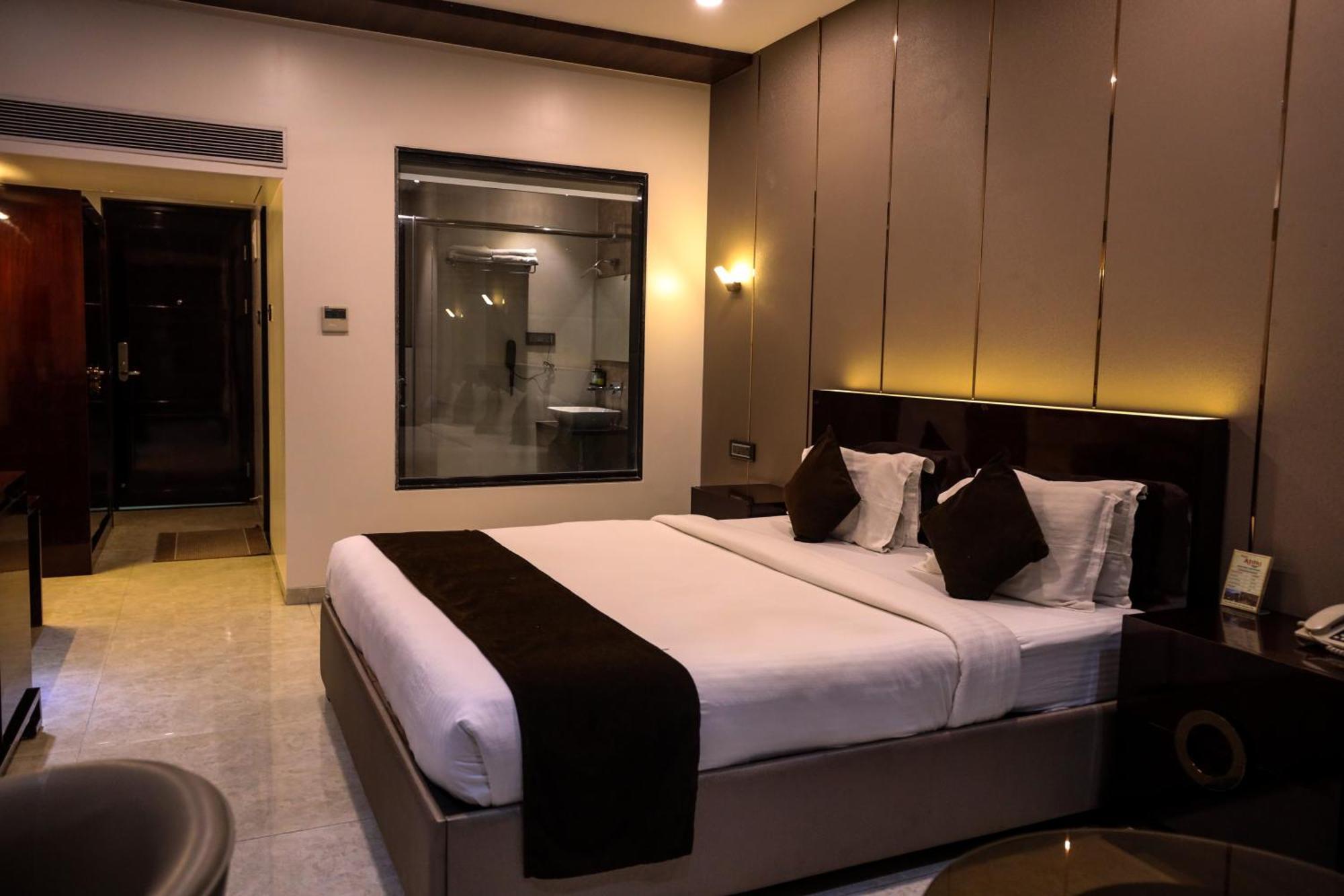 Hotel Atithi, Aurangabad エクステリア 写真